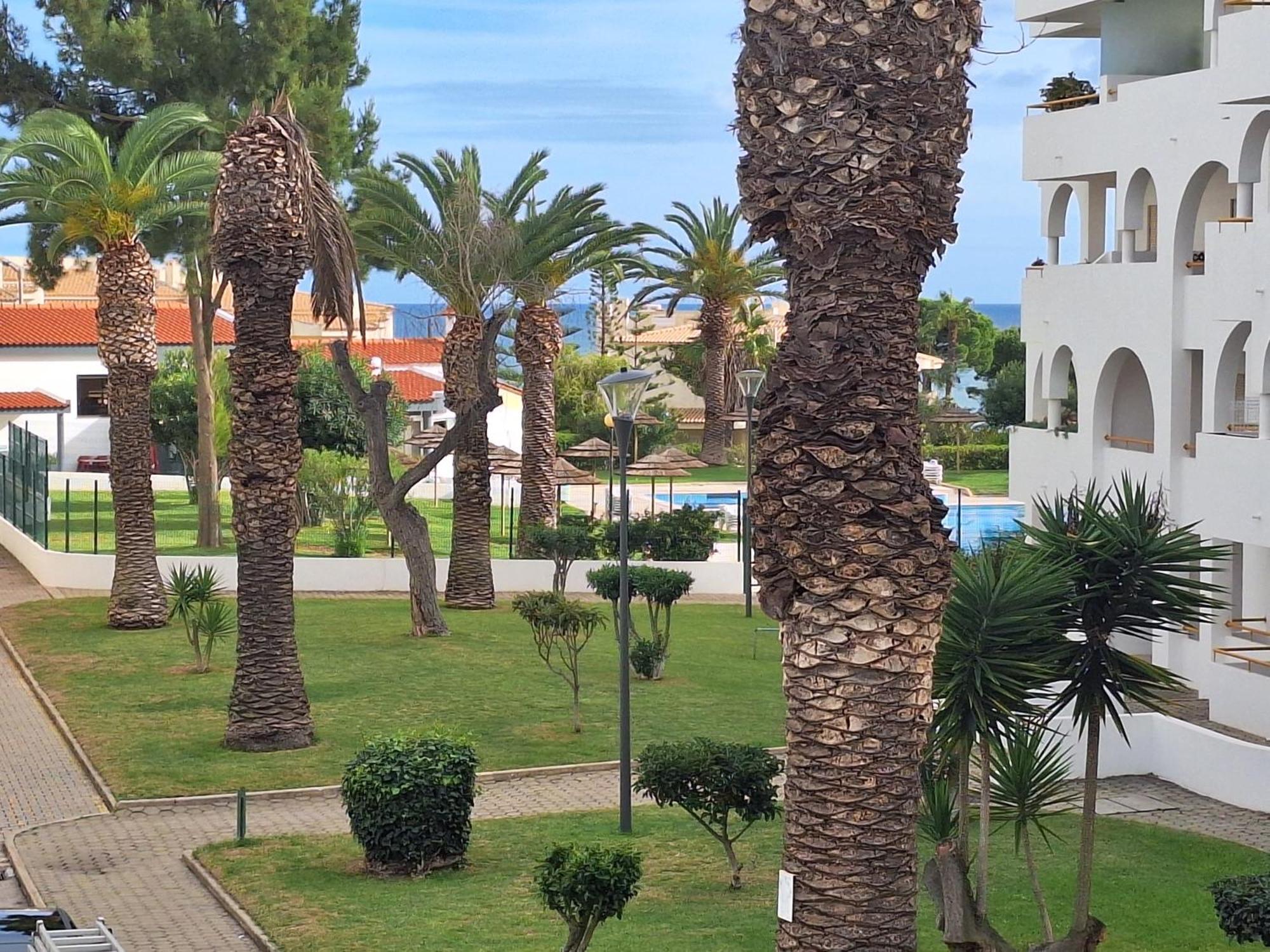 Palmeira Sol- 2 Bedrooms 300M From The Beach Ocean View Porches  Exteriör bild
